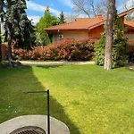 Semesterbostad B4 Garden ***