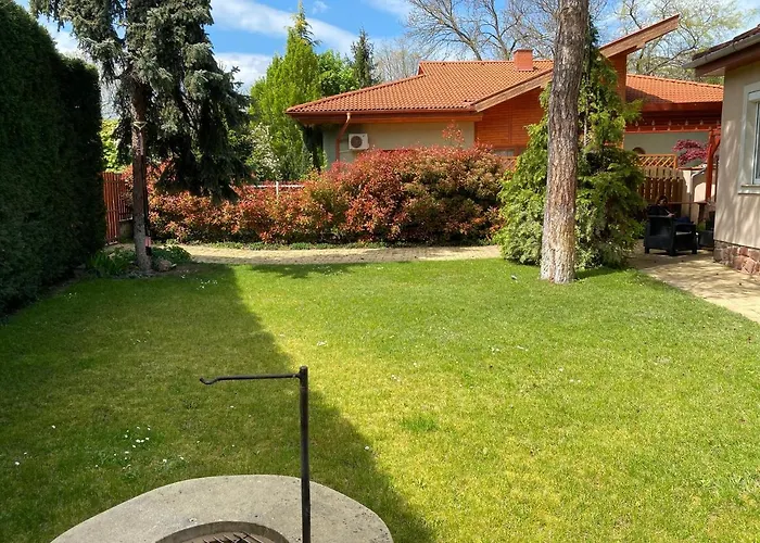 Σπίτι διακοπών B4 Garden ***
