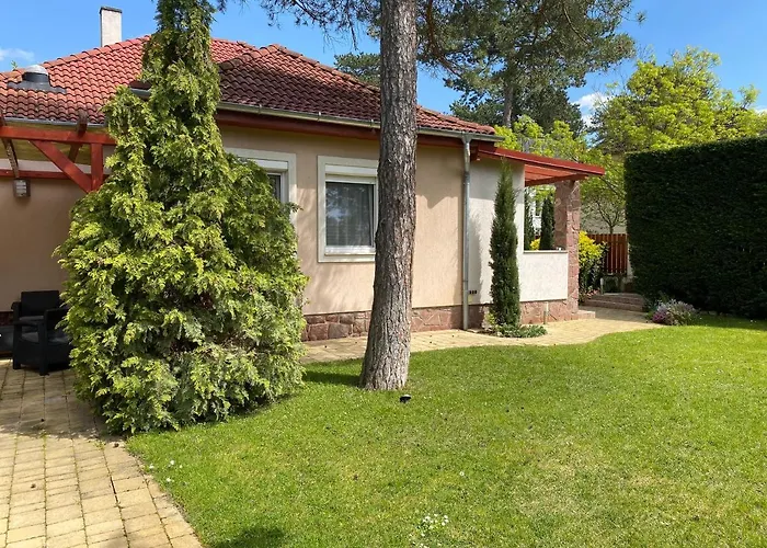 B4 Garden *** Дом отдыха *